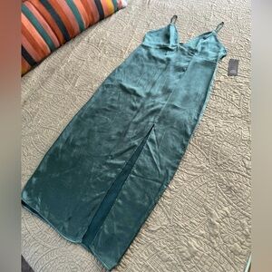 GREEN SALE 🍀 NWT green slip dress